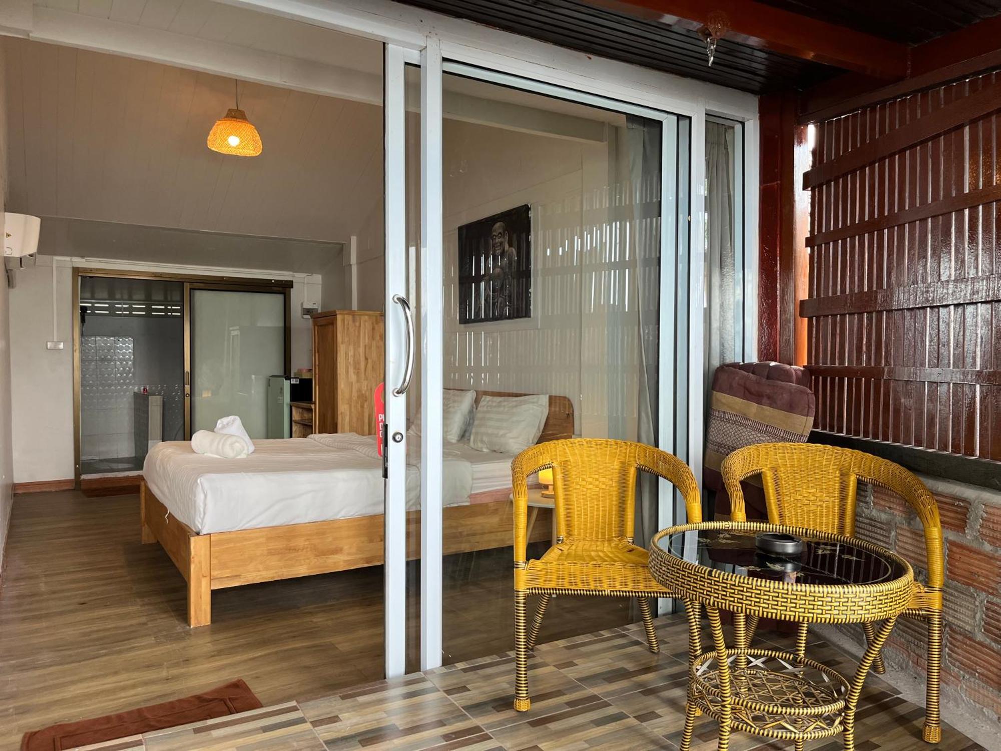 Namthip Homebeach